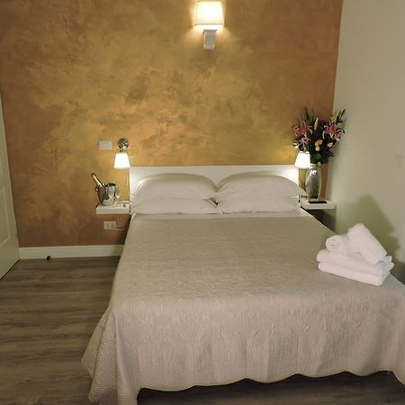 Anfiteatro Suite โรม ภายนอก รูปภาพ